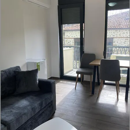 Hadri-rooms Panzió Korça