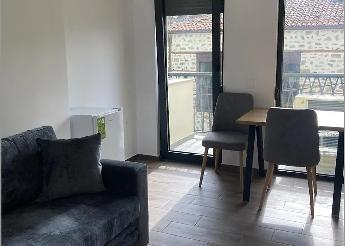 Hadri-rooms Frühstückspension Korce